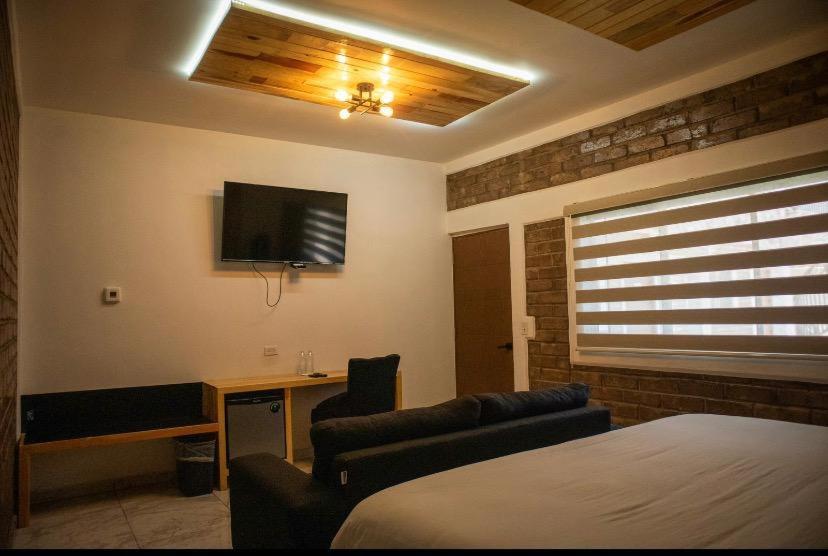 Taramuri Hotel & Tours Кріл Екстер'єр фото
